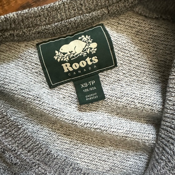 Roots Crew Sweatshirt in size XS - Picture 3 of 4